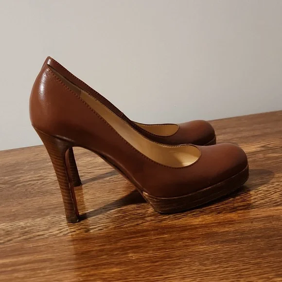 Women's christian Louboutin pumps - Picture 4 of 8